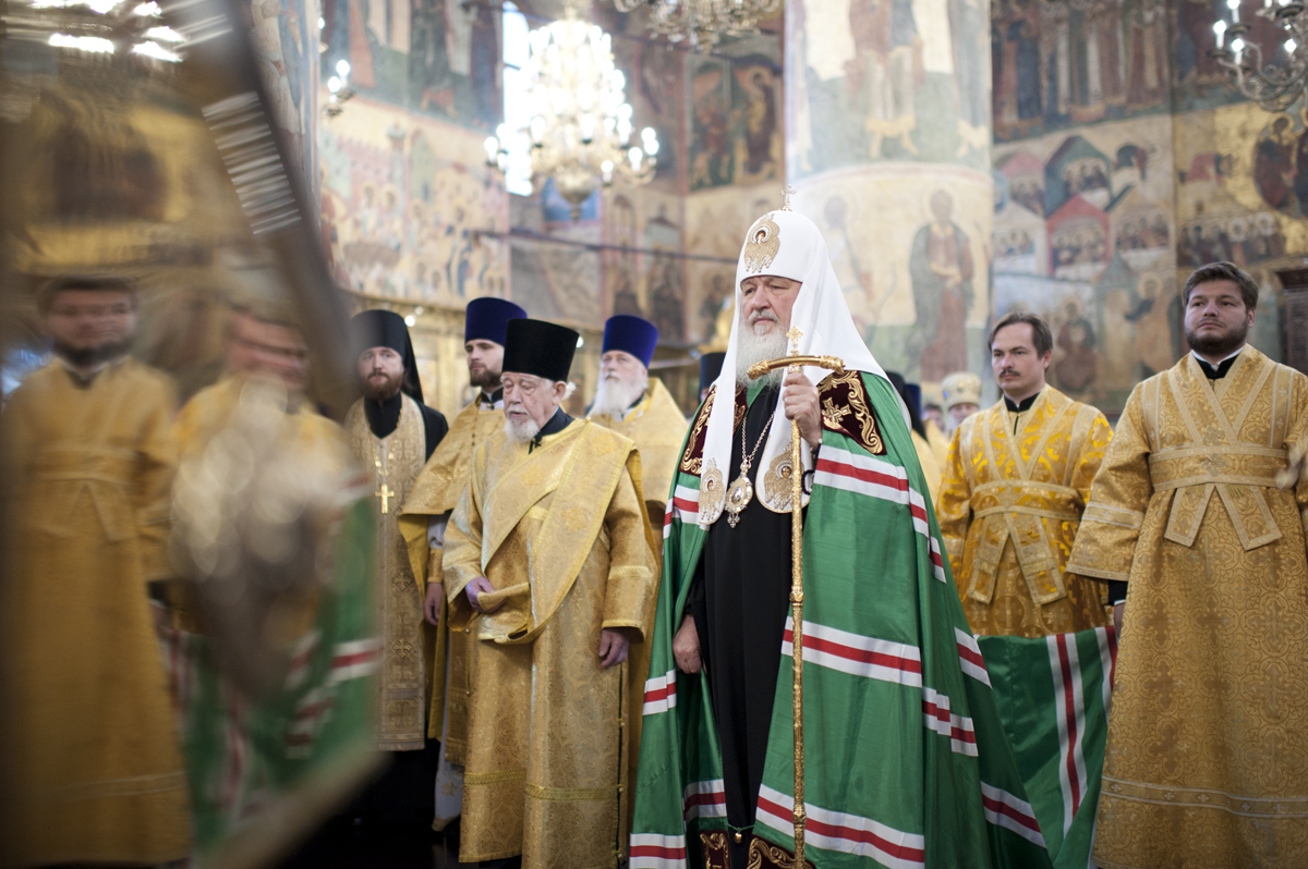 Путь к счастью лежит через исполнение заповедей, убежден Патриарх Кирилл
